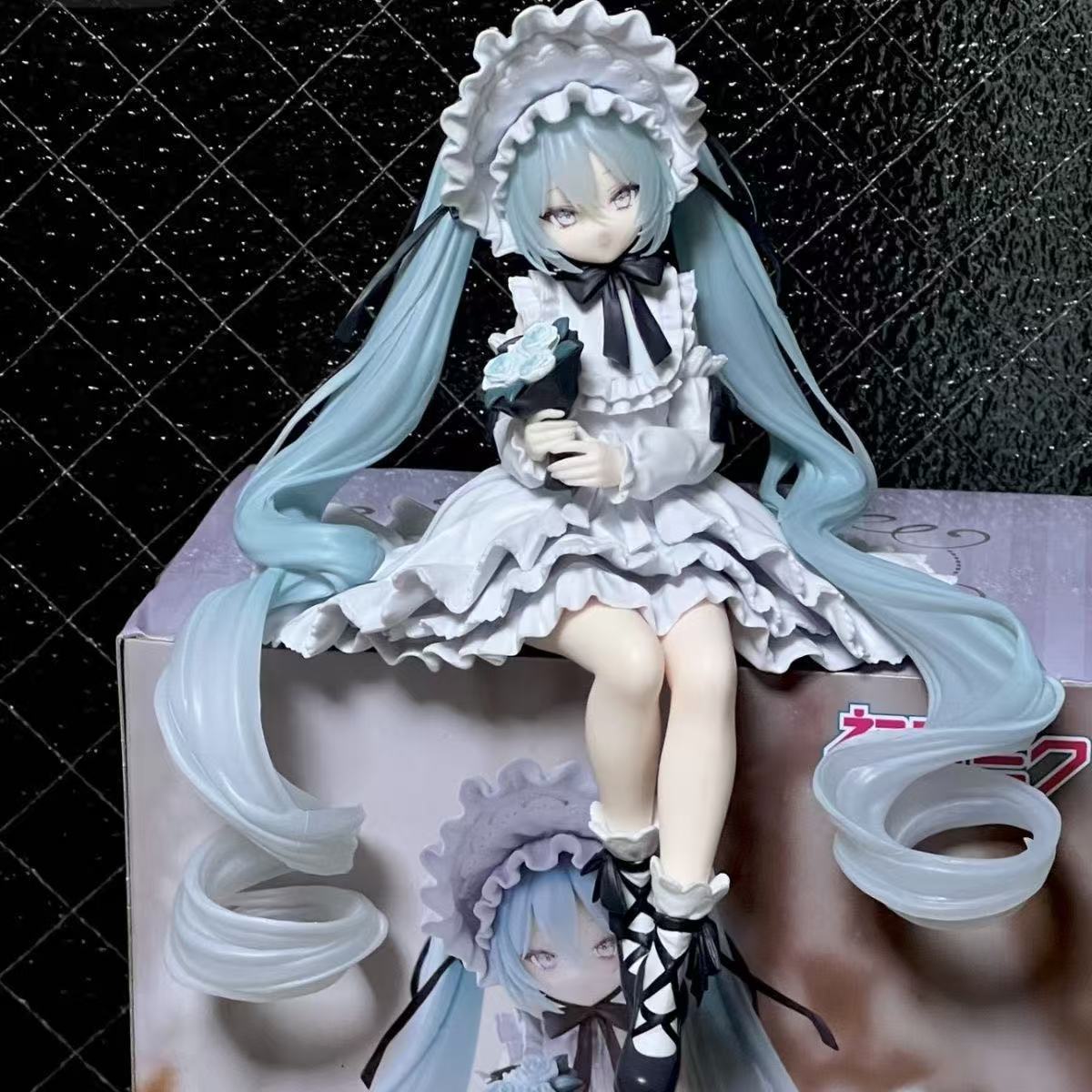 12cm Miku Anime Figure Retro B - Home Office Romance Manga 评论和价格